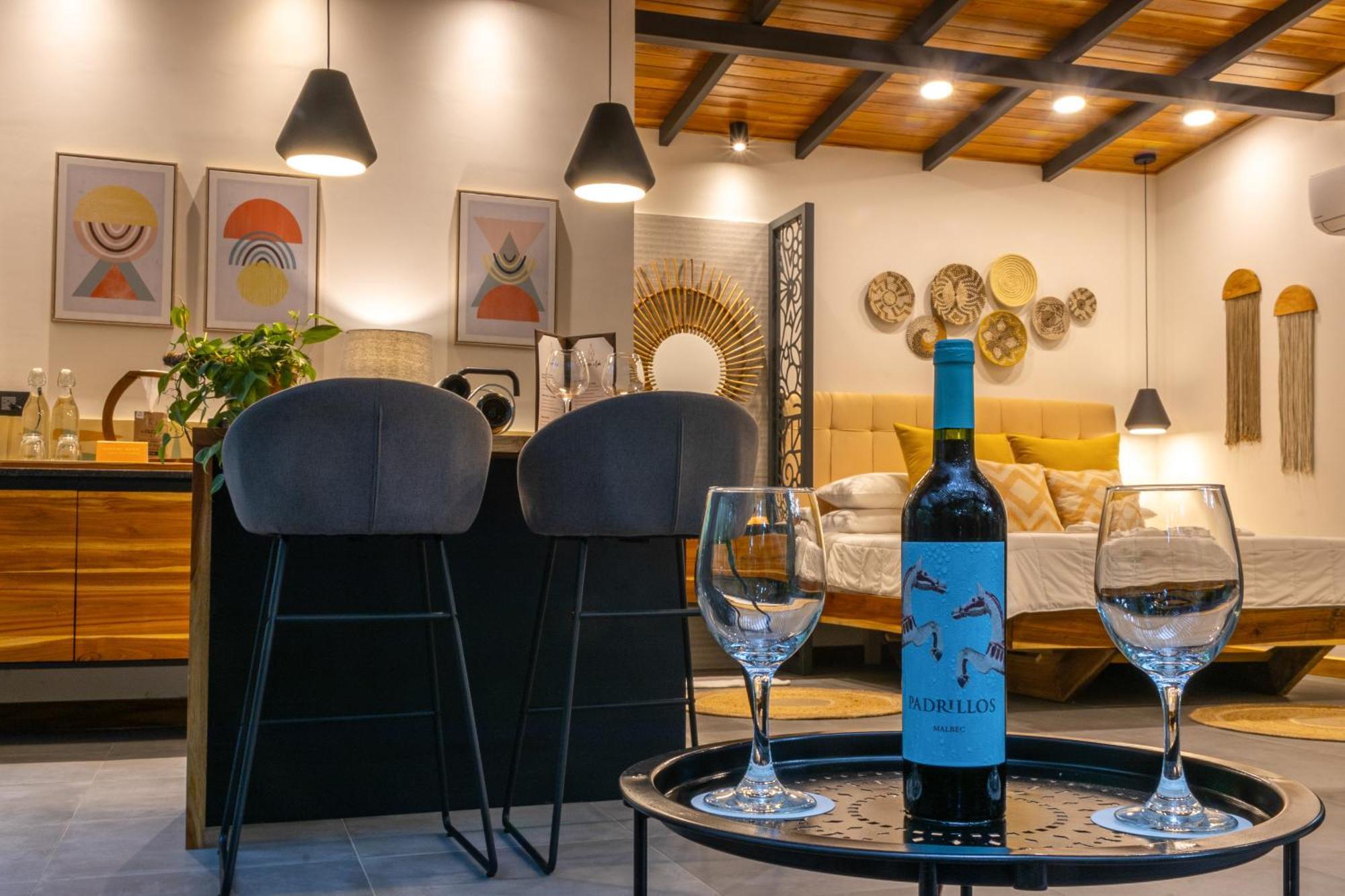 Exotico Beach Hotel Puerto Viejo de Talamanca Екстер'єр фото